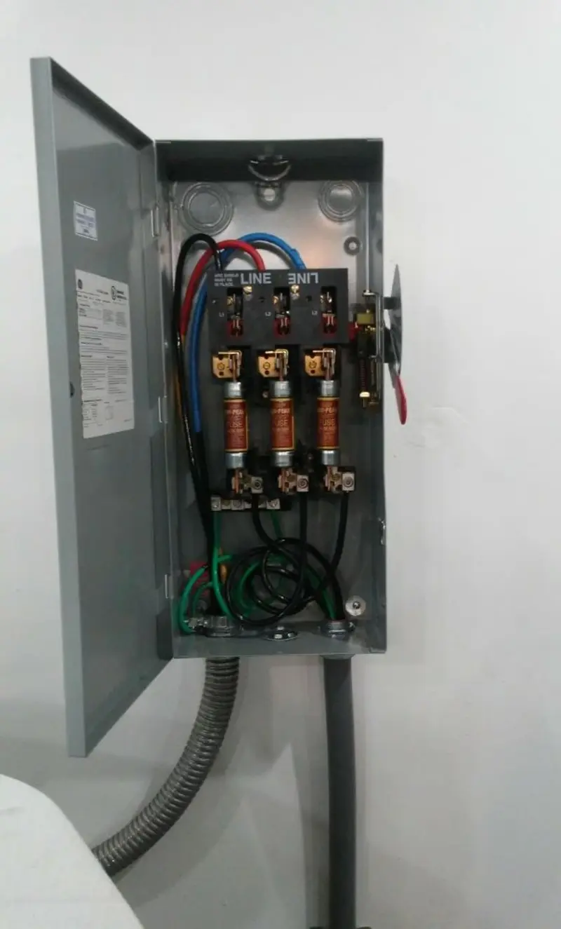 Three-phase disconnect switch installed for Electrical Wiring & Rewiring in Inwood